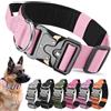 AKOFIC Collare Tattico Cane Regolabile con Maniglia di Comando, Imbottito Collare per Cani Militare in Nylon con Fibbia in Metallo per Cani di Taglia Media e Grande Addestramento (Rosa, XL)