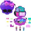 Polly Pocket Monster High - Set Mostramiche, playset scuola superiore con 3 micro bambole Monster High e 10 accessori da paura inclusi, giocattolo per bambini, 4+ anni, HVV58