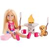 Barbie - Chelsea Avventure all'Aperto, Set con Mini Bambola Chelsea bionda con Top e Shorts a Pois, Amico Cucciolo e 5 Accessori a Tema Campeggio Inclusi, 3+ Anni, JJV61