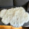 zhxinashu Tappeto a Forma di Nuvola in Pelliccia Morbida, Tappeti Salotto, Tappeto Peloso Bianca per la Decorazione della Camera da Letto, della Stanza dei Bambini o per il Cuscino(60x90)