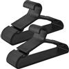 SONGMICS Grucce 50 Pezzi, Grucce Appendiabiti in Plastica, con Ampie Scanalature ai Lati, Salvaspazio, Largo 41,7 cm, per Armadio, Nero Inchiostro CRP010B01
