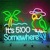 VYXIN Targa al neon a LED con cappello da cowboy e pappagallo con scritta It's 5 o'clock Somewhere, decorazione da parete, per bar, feste, casa, club