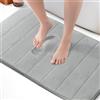 KEPLIN Tappetino da bagno in memory foam, ultra morbido, altamente assorbente, antiscivolo, lavabile in lavatrice, comfort di lusso per pavimenti di casa e bagno (grigio chiaro, 50 x 80 cm)