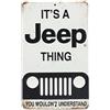 Open Road Brands Cartello in metallo bianco e nero con scritta Jeep It's a Jeep Thing - Cartello vintage per garage o Man Cave