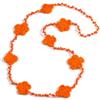 Avalaya Collana lunga fatta a mano con perline di vetro all'uncinetto, motivo floreale, arancione/leggera, 96 cm di lunghezza