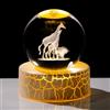 Movdyka Statuetta di giraffa 3D in cristallo, 6 cm, idea regalo per donne, sfera artistica in vetro per camera con base di luce calda, ricordi per gli amanti delle giraffe per compleanno, ornamenti