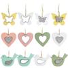 COM-FOUR® 12x appendini decorativi in legno con glitter - farfalla, cuore e uccellino da appendere - decorazione primaverile (12 pezzi - 5 colori)
