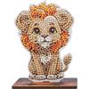 CRYSTAL ART Wildlife Buddies - Il Kit Diamond Painting Originale, Leone, con Diamatini in Resina Brillante, Set Creativo 6+ con Supporto in Legno, 11cm, CAFGR-31GEN040