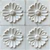 Livelynine Carta da Parati Floreale Bianco Faux 3D Effetto Piastrelle Carta da Parati Adesiva Muro Camera Letto Bagno Disegni Fiori Rustico Pellicola Adesiva per Mobili Fantasia Forale 44.5CMx2M