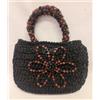 Borsa a mano nera realizzata all'uncinetto con decorazione fiore perline 25x19cm