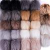 SIQUK 24 Pezzi Pom Pom Finte Pelliccia Pom Pom per Cappelli da Maglia Portachiavi, 12 Colori