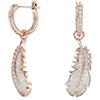 Swarovski Nice Orecchini Pendenti, con Motivo a Piuma, Pavé di Cristalli Swarovski, Placcatura in Tonalità Oro Rosa, Bianco