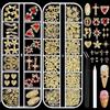 VelvetGlow 2 Scatole Set Per Nail Art Dorata, Fiori 3D E Pietre Di Cristallo A Forma Di Farfalla, Strass Metallo Cuore E Stella Per DIY Design Unghie, Accessori Unghie Per Donne