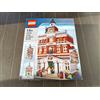 LEGO 10224 Town Hall Damaged Box