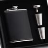 Eiarrnp Set fiaschetta con imbuto e 2 bicchieri da vino, capacità 200 ml, per whisky, vino, liquori e liquori, fiaschetta per uomo, padre, nonno, fidanzato e testimone, confezione regalo nera