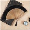 SHTGOI Ventaglio pieghevole in seta di bambù, stile cinese, vintage, tasche cave, in bambù, con nappe, per feste, matrimoni, regali, 21 cm, nero + osso di bambù 9#