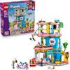 LEGO Friends Casa dell'Amicizia di Heartlake City - Giocattolo Miniatura da Costruire con 5 Mini Bamboline, 3 Animali Domestici tra cui un Gatto e Accessori - Regalo per Bambine da 8 Anni in su 42689
