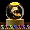 TaimeiMao Sfera di Cristallo 3D Luce Notturna per Bambini a Forma di Sfera in Vetro, Lampada da Notte con Base in Legno, 6 cm, Lampada da Tavolo Decorativa in Cristallo LED