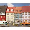 Faller Fa130494-2 Kleinstadthäuser mit Malergerüst [Giocattolo]