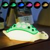 SALUOKE Luci notturne per bambini, Lampada di dinosauro in silicone,bolle antistress,7 Colori,Ricaricabile, Timer LED Lampada,Cameretta tocco lampada da comodino,Bambino Neonato Regalo (Verde)