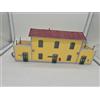 A3 Stazione FS con terrazzi illuminata con vari accessori scala HO 1:87