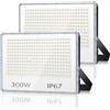 TASINUO Faretto LED da Esterno 300W 30000LM Faro LED Esterno 2 Pezzi | 6500K Bianca Fredda Faretti LED, Applique da Esterno Impermeabile IP67 Luci da Esterno per Giardino Terrazza Garage Cortile