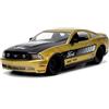 Jada Toys Jada 1:24 Big Time Muscle 2010 Ford Mustang Tom's Racing Oro e Nero Diecast