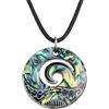 Kiara Jewellery - Collana con ciondolo Maori Koru, in conchiglia di Abalone di colore verde-bluastro, con cordoncino da 46 cm e rivestimento posteriore con disco in plastica nera.