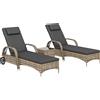 Outsunny Set di 2 lettini prendisole : materassi, poggiatesta, inclinazione regolabile, ruote + tavolino con vetro temperato grigio scuro | Aosom Italy