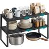 SONGMICS Scaffali Portaspezie Estensibili, Set di 2, Metallo | Organizzatori da cucina e per armadio, scaffali da cucina piccoli, scarpiere, Nero Opaco KCS402B01