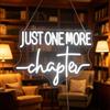 Nordstylee Cartello al neon con scritta Just One More Chapter, decorazione da parete per la stanza dei bambini, la scuola e l'aula, decorazione artistica da parete a LED, ideale come regalo di Natale o di