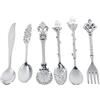 Tyenaza Cucchiaino da caffè Forchetta Kit Forchetta da caffè in metallo stile reale vintage Cucchiaio da caffè intagliato Accessori per caffè 6 pezzi/set(Argento)