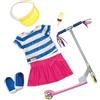 Our Generation Cute To Scoot outfit per bambole da 46 cm, Scooter Oufit | Con visiera, maglietta, gonna, scarpe, monopattino e dolcetto ghiacciato; compatibile con bambole da 46 cm; 3+ anni