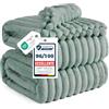 Bedsure Coperta Pile Divano Letto - Coperta Morbida Calda a Coste, Plaid Spessa per Soggiorno e Camera, Coperta Pile Invernale, Copridivano, XXL 220x240 cm, Verde