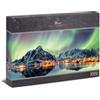 Ulmer Puzzleschmiede - Puzzle panoramico 1000 pezzi di danza luminosa del nord - motivo puzzle norvegese con luci norvegesi nel cielo notturno tramite villaggi di pescatori su Lofoten, Norvegia