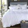 QSH Queen's House - Set copripiumino in cotone lavato, 3 pezzi, con volant, colore: Bianco