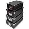 2.J. 2J Set nero di 4 scatole di cartone con coperchio nero con angoli in metallo e maniglie. Dimensioni: 23x15x9,25x16.5x10,27x18x10.5,29x20x11cm