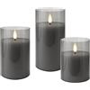 goobay Set di 3 candele a LED in vera cera in vetro grigio trasparente, luce calda (2700 K), effetto fiamma 3D, timer 6 ore, include 10 batterie AAA, sicure e decorative per interni, 75261