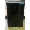 Premiertech ** Congelatore Freezer verticale 91 litri Nero Classe E sottotavolo