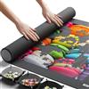 Newverest Tappetino Puzzle Newverest 100 × 60 cm, Design Arrotolabile Per Le Tue Serate Di Gioco, Fino a 1000 Pezzi, Poliestere Liscia con Base Antiscivolo, 3 Vassoi, Borsa con Cerniera