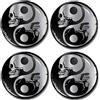 SkinoEu® 4 x 55mm Adesivi Resinati 3D Gel Stickers Auto Coprimozzo Universale Logo Silicone Autoadesivo Stemma Adesivo Copricerchi Tappi Ruote Cranio Teschio Skull Yin Yang Argento A 8255