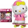 Hello Kitty - Personaggio Da 10 cm Serie Premier Effetto Metal, Altamente Dettagliato, Occhi Luccicanti, Con Skateboard, Per Collezionisti e Bambini dai 3 Anni