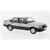 MODELCARGROUP MCG18460 OPEL ASCONA C SR 1981 SILVER 1:18 Modellino