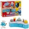 The Smurfs Puffi, Cofanetto con funzioni, e 1 statuetta esclusiva da 5,5 cm e accessori, modello Labo Grand Puffi o cucina Puffo, Giocattoli per bambini dai 3 anni, PUF18