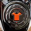Resin Bike Adesivi Moto Compatibile con KTM 790-890 Duke 2022-2026. Protezione Tappo Serbatoio Antigraffio e Antiurto. Adesivi Resinati 3D Made in Italy