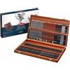 Derwent Sketching Set con 72 Matite da Disegno Assortite in Scatola di Legno