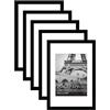 Americanflat Cornice 20x30 cm Nere - Set da 5 Cornici 15x20 cm con Passepartout o 30x20 cm Senza Passepartout - Portafoto con Pannello Protettivo in Plastica, Ganci e Cavalletto Integrati