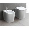 BAGNOEXPERT Sanitari Tratto filomuro 52x36,5 senza brida con copriwater avvolgente soft close - Cod. Articolo: TRVA01SB+TRBI01+TRSESC