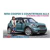 Hasegawa MINI COOPER S COUNTRYMAN AII4 W/SCHOOL GIRL'S FIGURE KIT 1:24