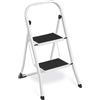 SONGMICS Scaletta, Scala a 2 Gradini, Scaletta Pieghevole, Chiusura di Sicurezza per Piegamento, Facile da Riporre, Portante 150 kg, Bianco Semplice GSL12WT